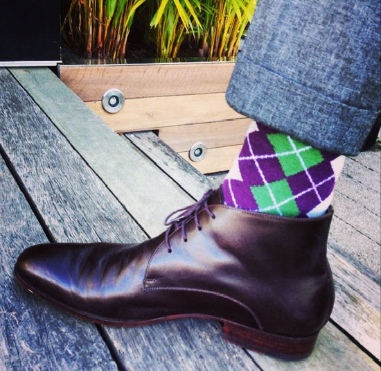 meias-coloridas-e-o-traje-social-socks-on-the-beat-meias-masculinas-roupa-social-alexandre-taleb (23)