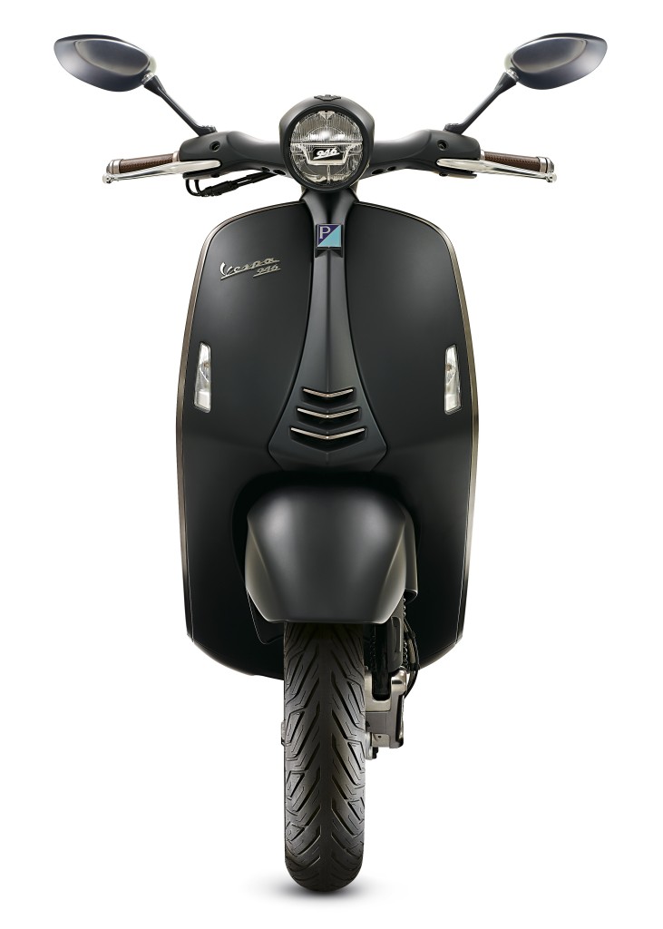 ea_vespa_946_3_front